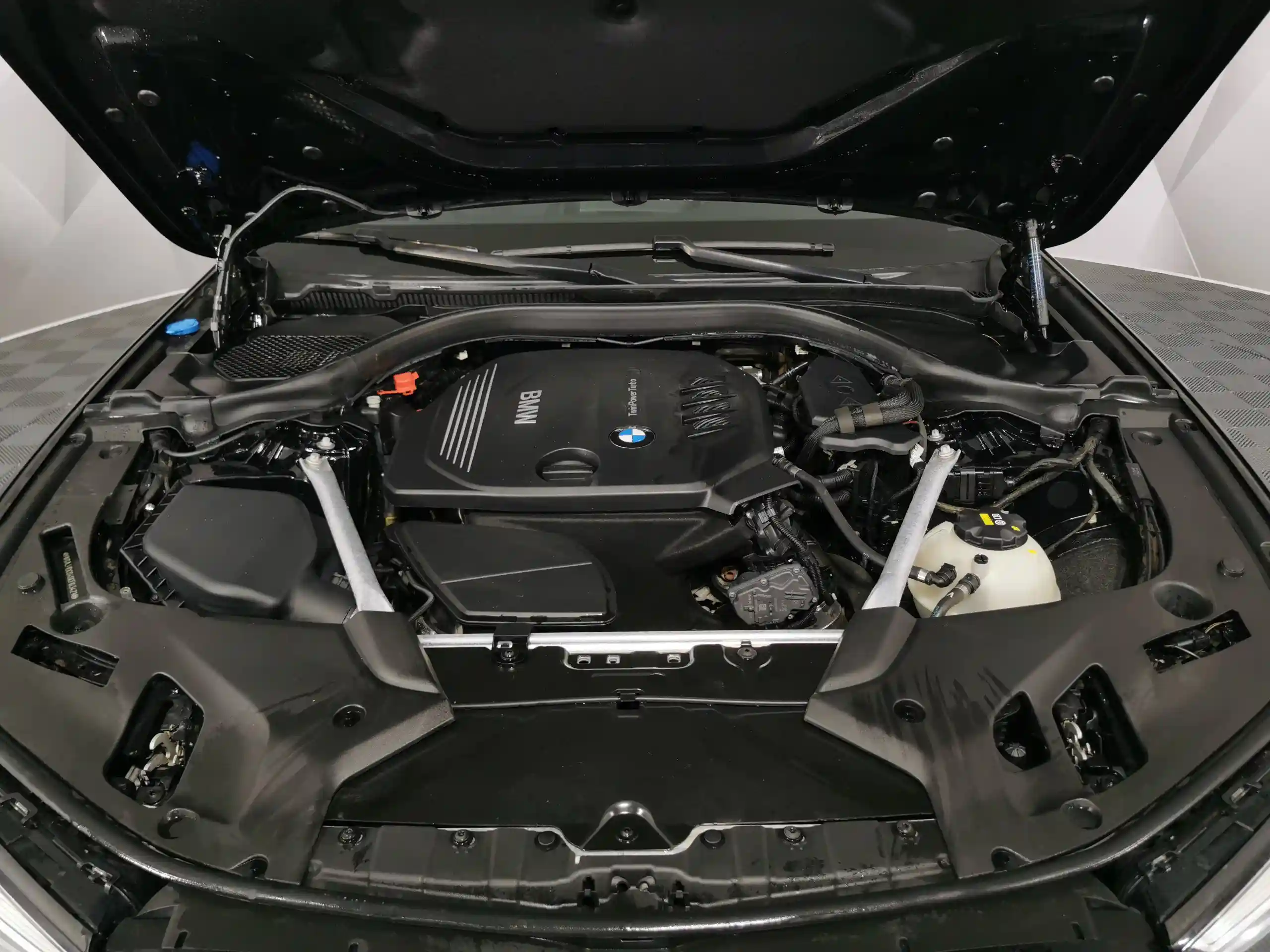 BMW 5 серия 2020