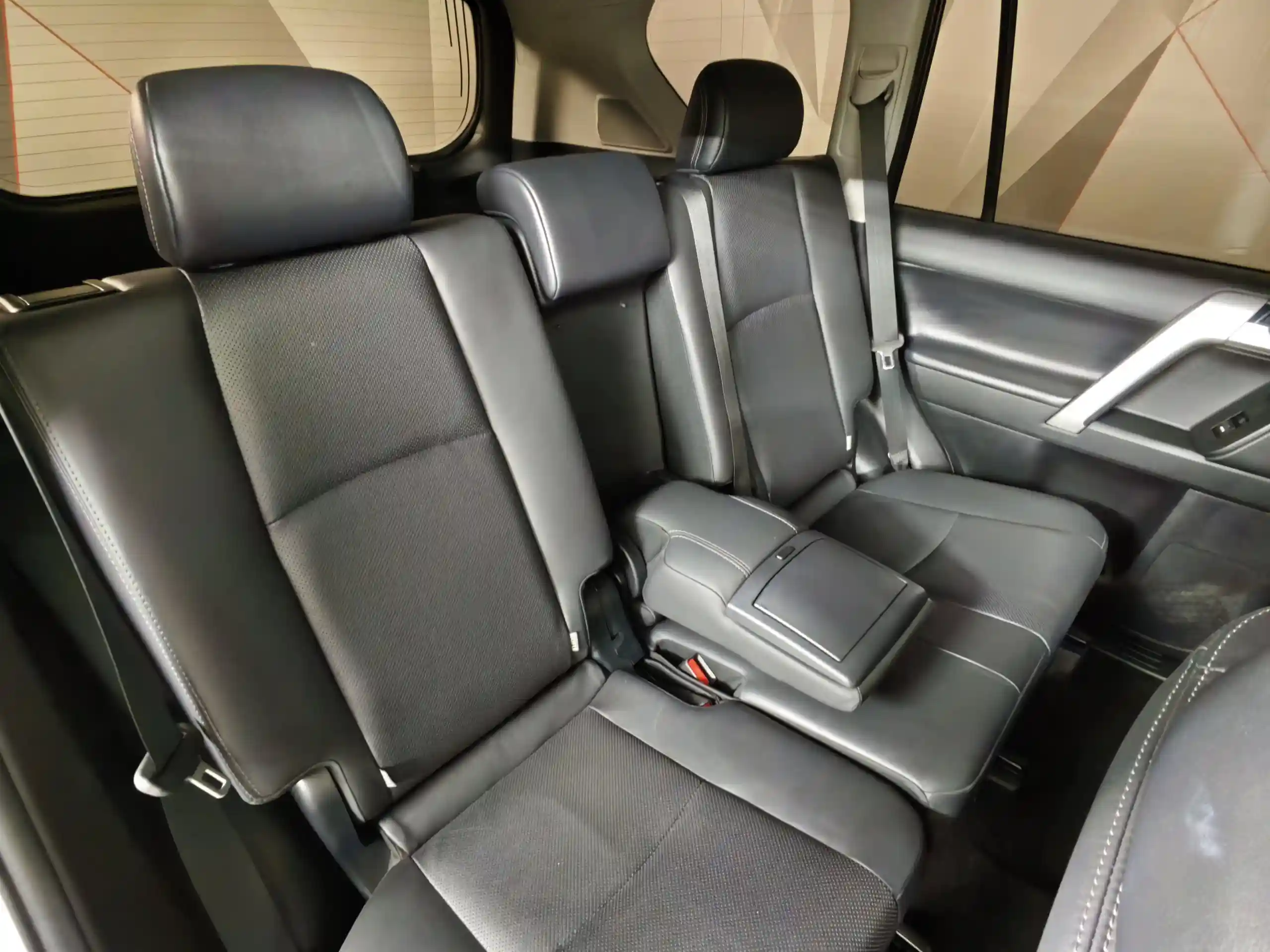Toyota Land Cruiser Prado 2021