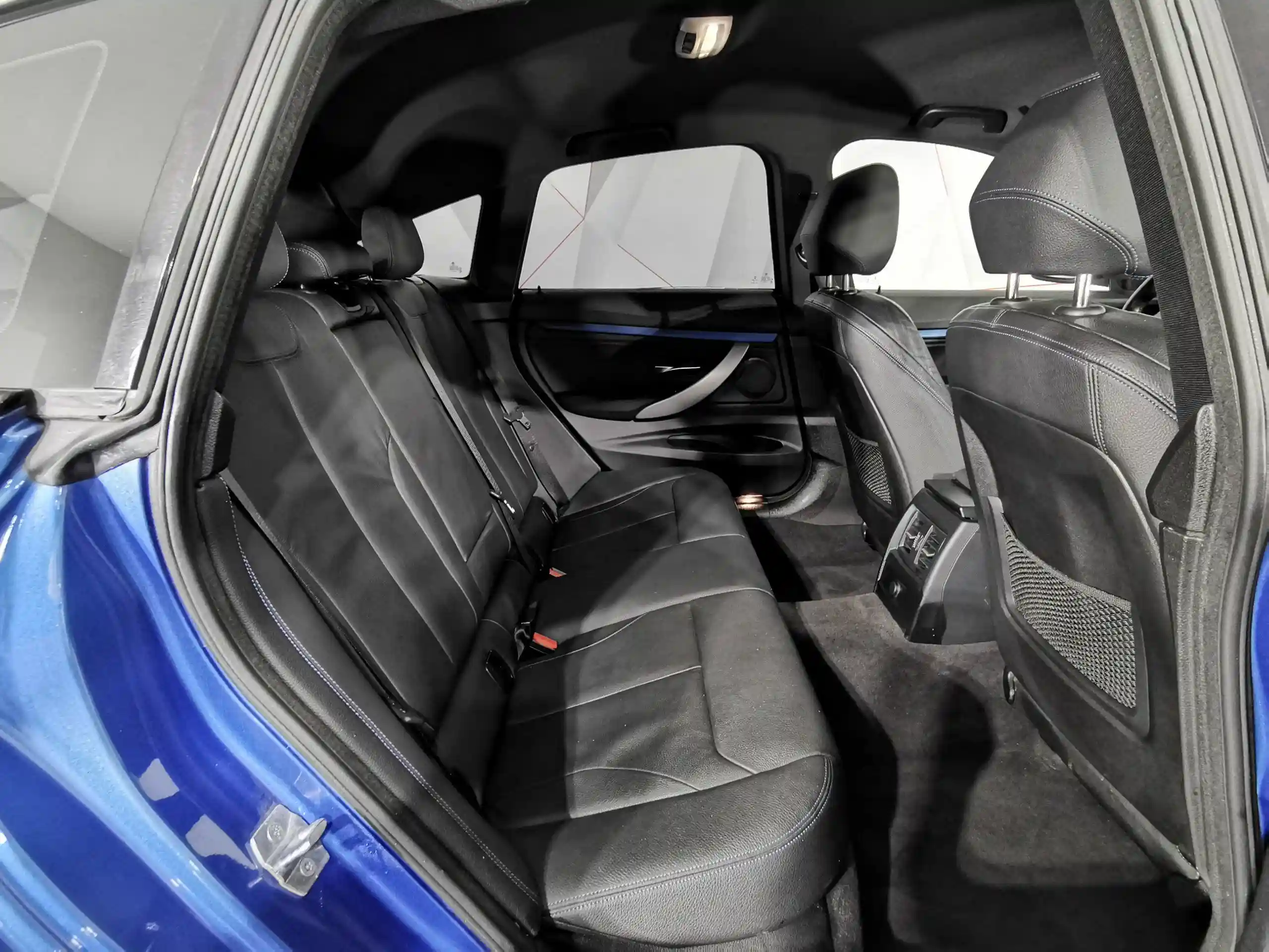 BMW 3 серия 2019