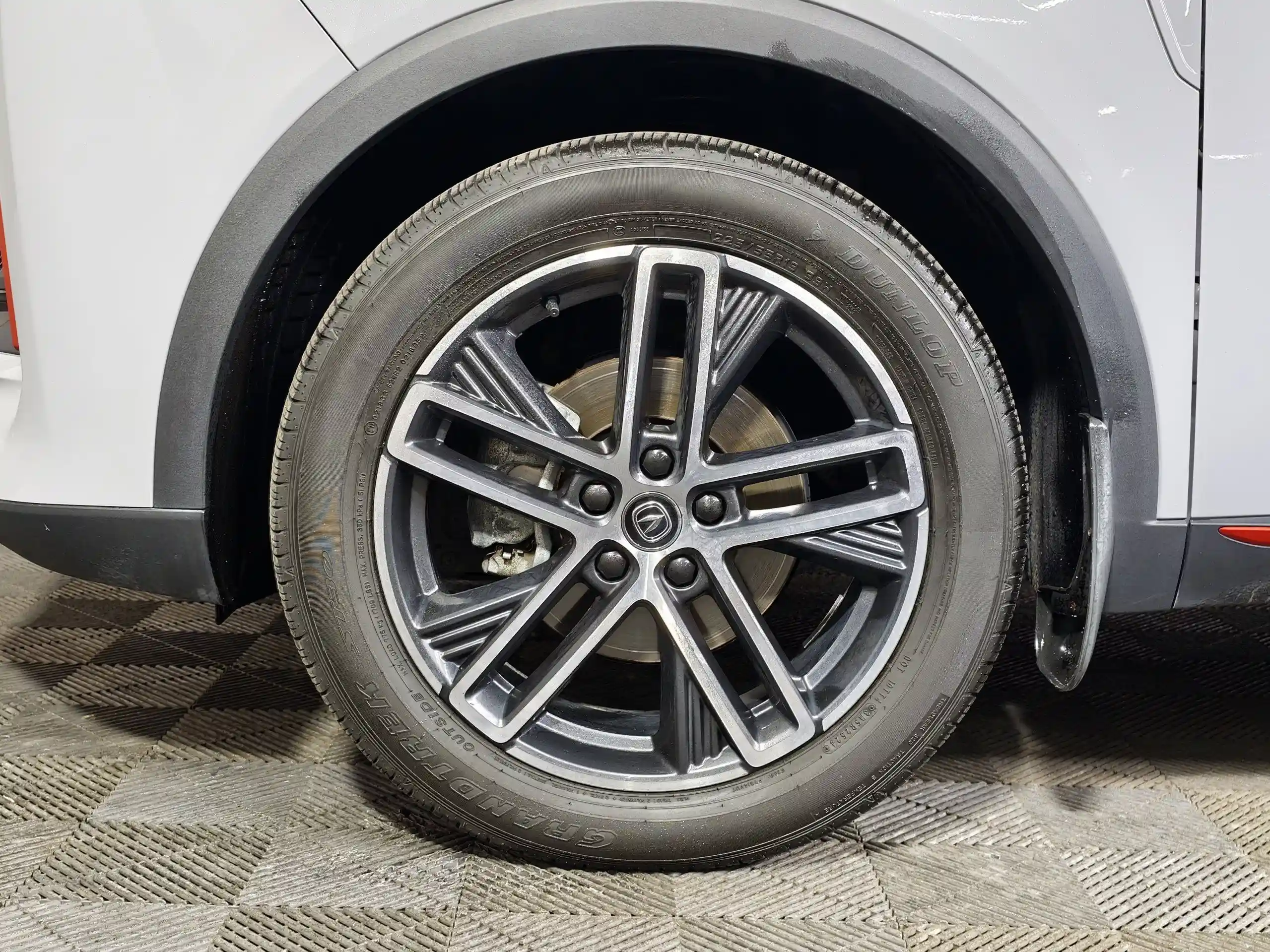 Changan UNI-S 2024