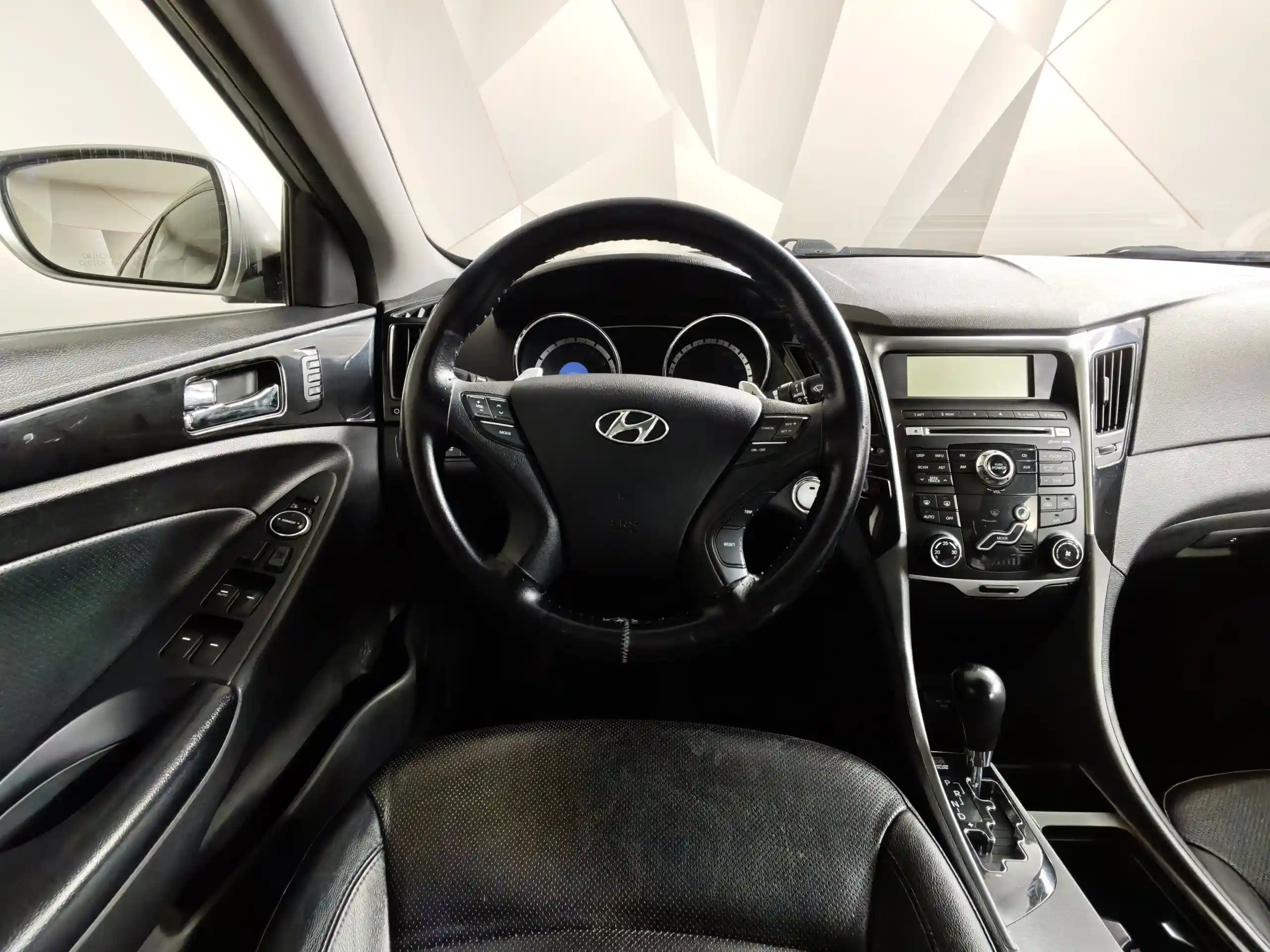 Hyundai Sonata 2011