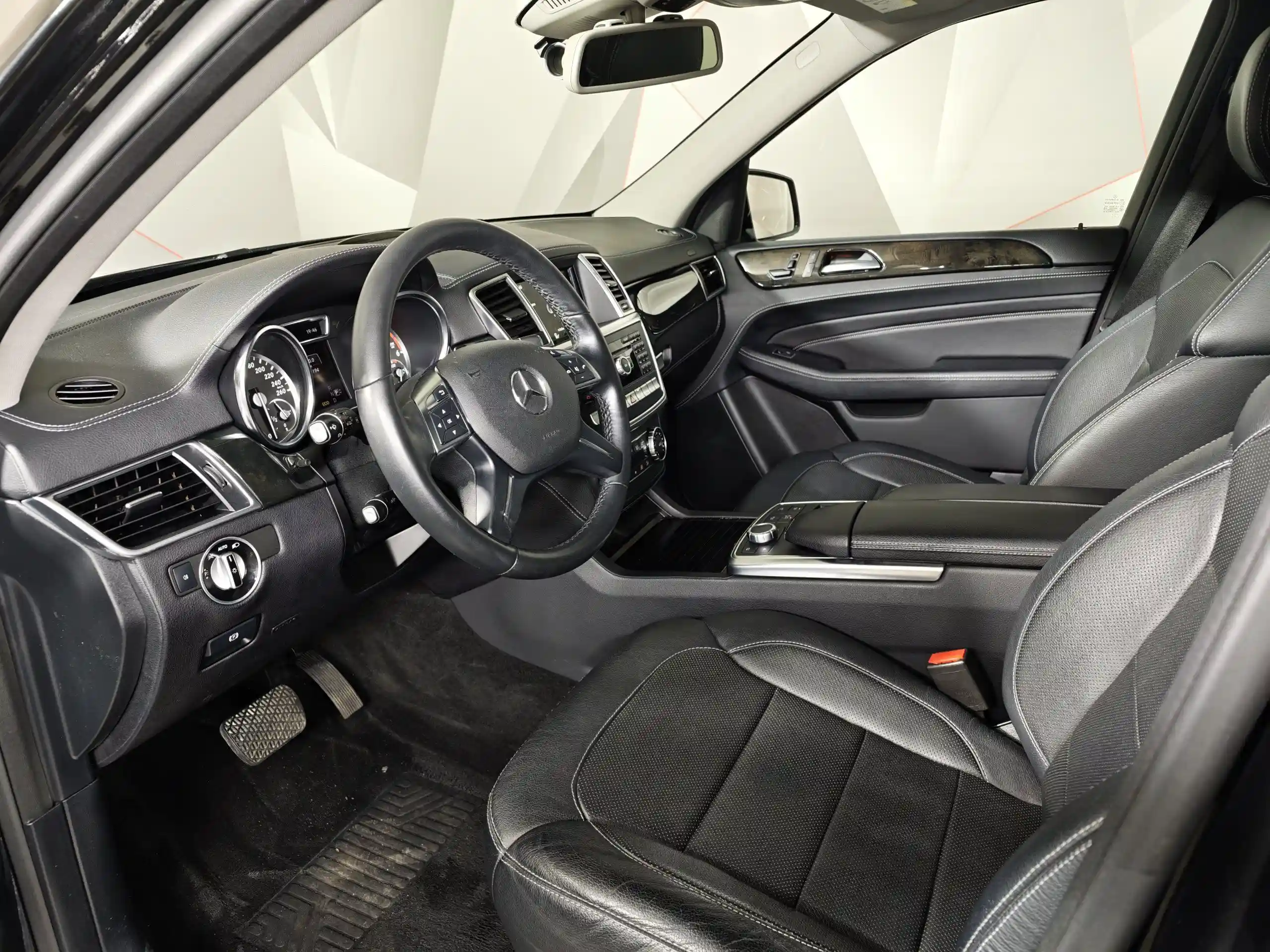 Mercedes-Benz M-Класс 2014