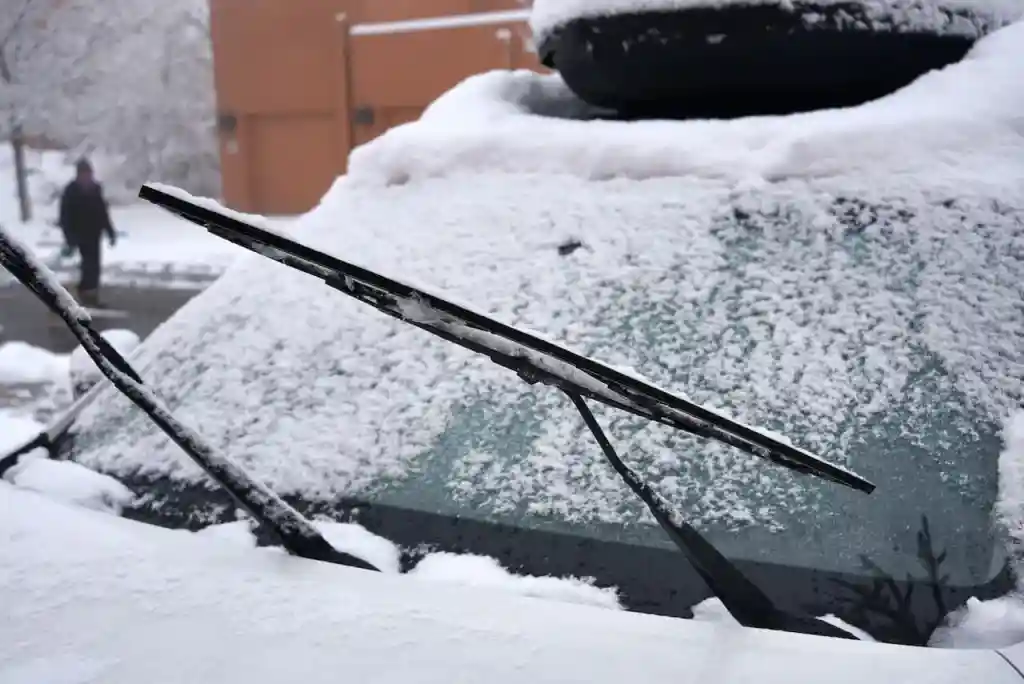 Что категорически нельзя делать с автомобилем в преддверии холодов?